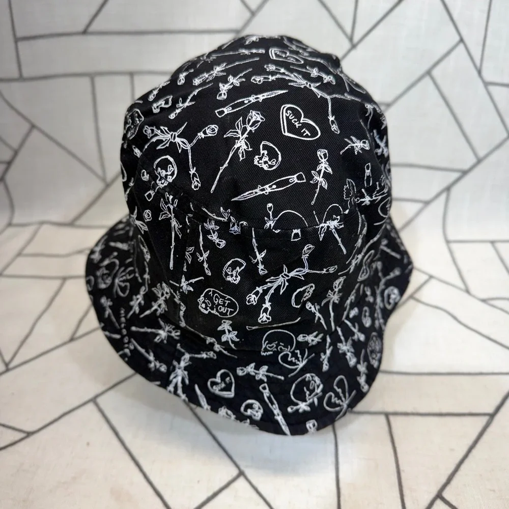Melodie Perrault Bucket Hat OS Black‎ White Doodle Skull Rose Punk Streetwear